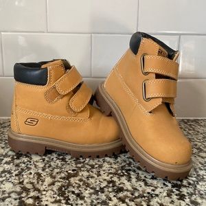 Toddler Sketcher Boots - Like New